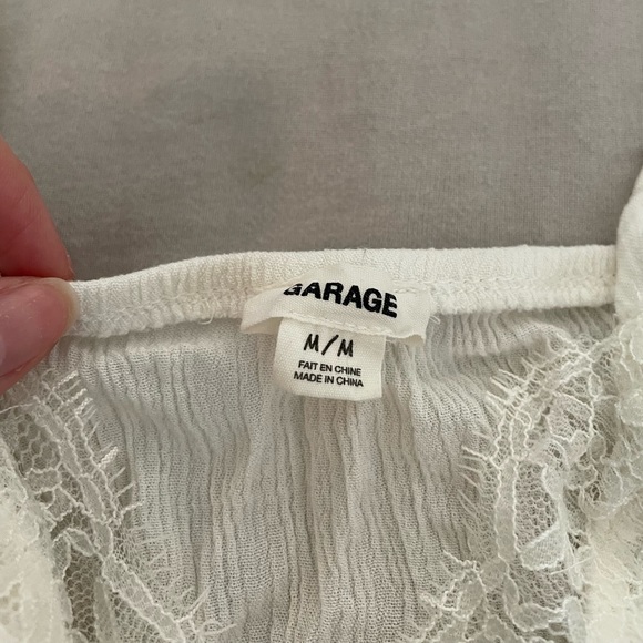 White Garage Tank - Picture 4 of 4